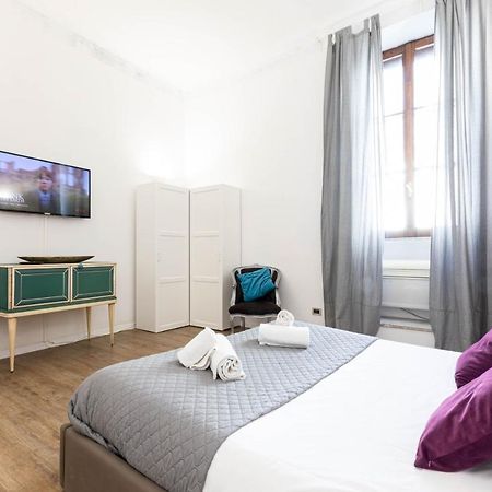 Toniolo Two Bedroom Two Bath ローマ エクステリア 写真